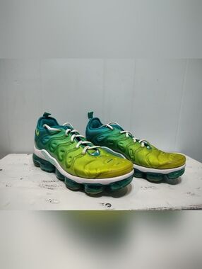 Nike Air VaporMax Plus Lemon Lime Spirit Teal Cyber Green 10.5 CI9900-300
